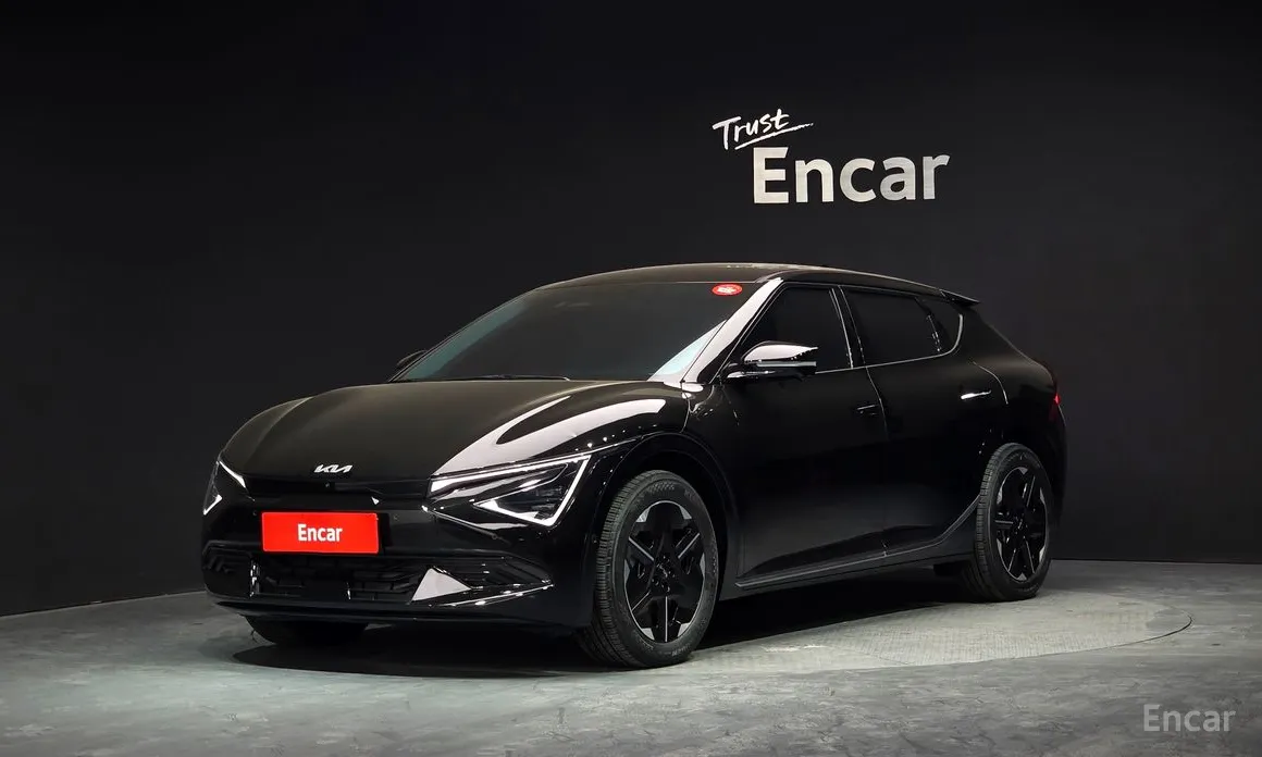 Фото 1 - Kia EV6