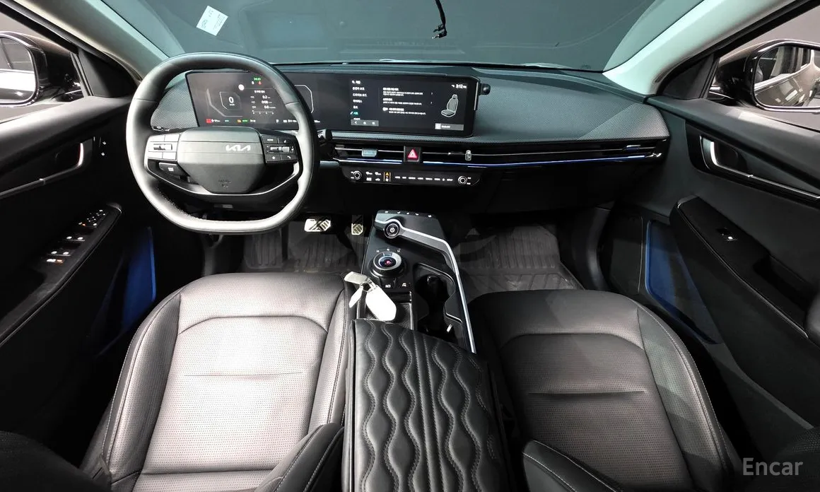 Фото 7 - Kia EV6