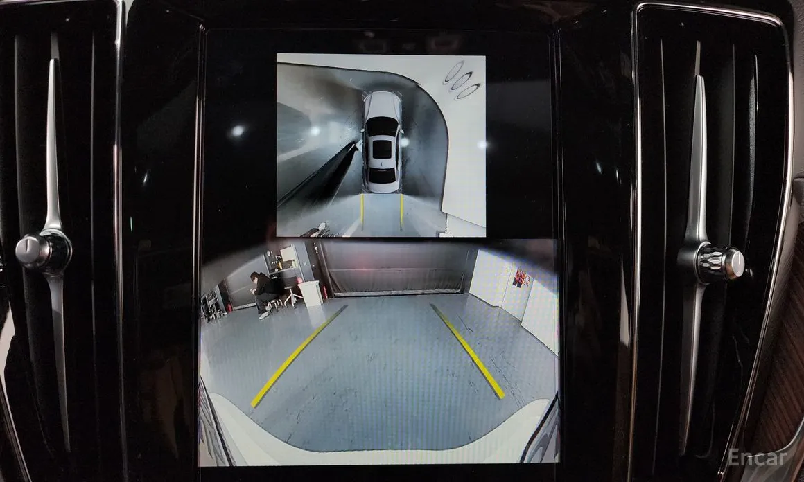 Фото 15 - Volvo S60