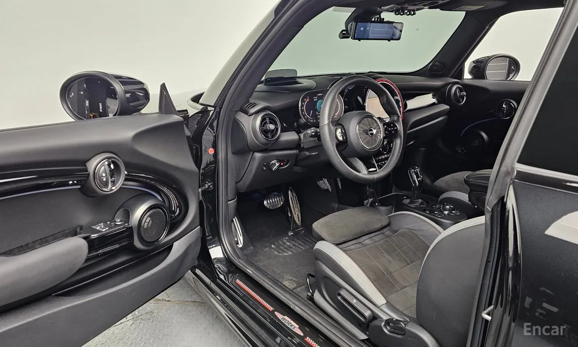 Фото 10 - Mini Cooper