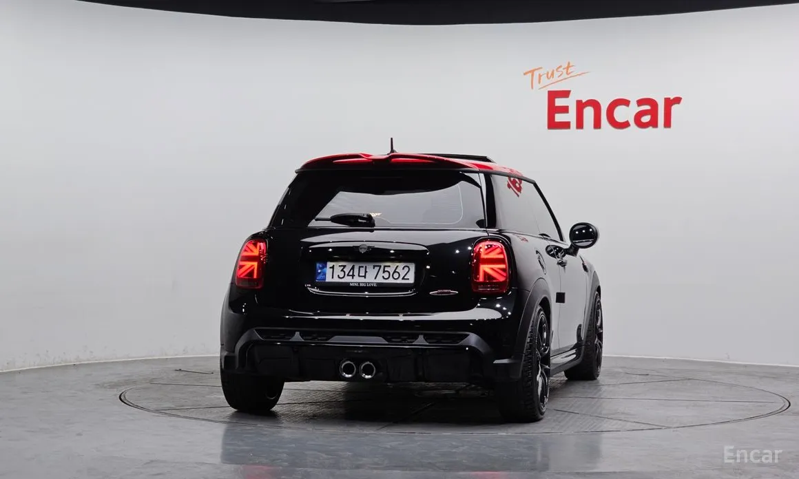 Фото 4 - Mini Cooper