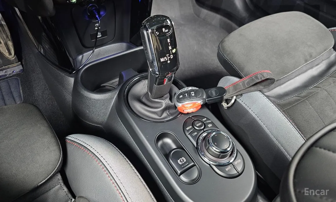 Фото 9 - Mini Cooper