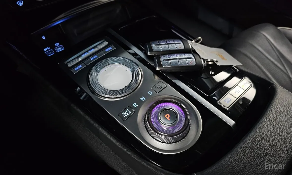 Фото 9 - Genesis G80
