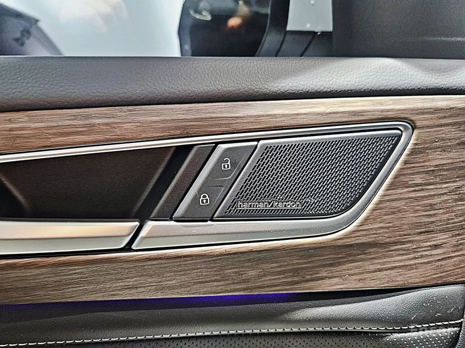 Фото 14 - Volkswagen Atlas