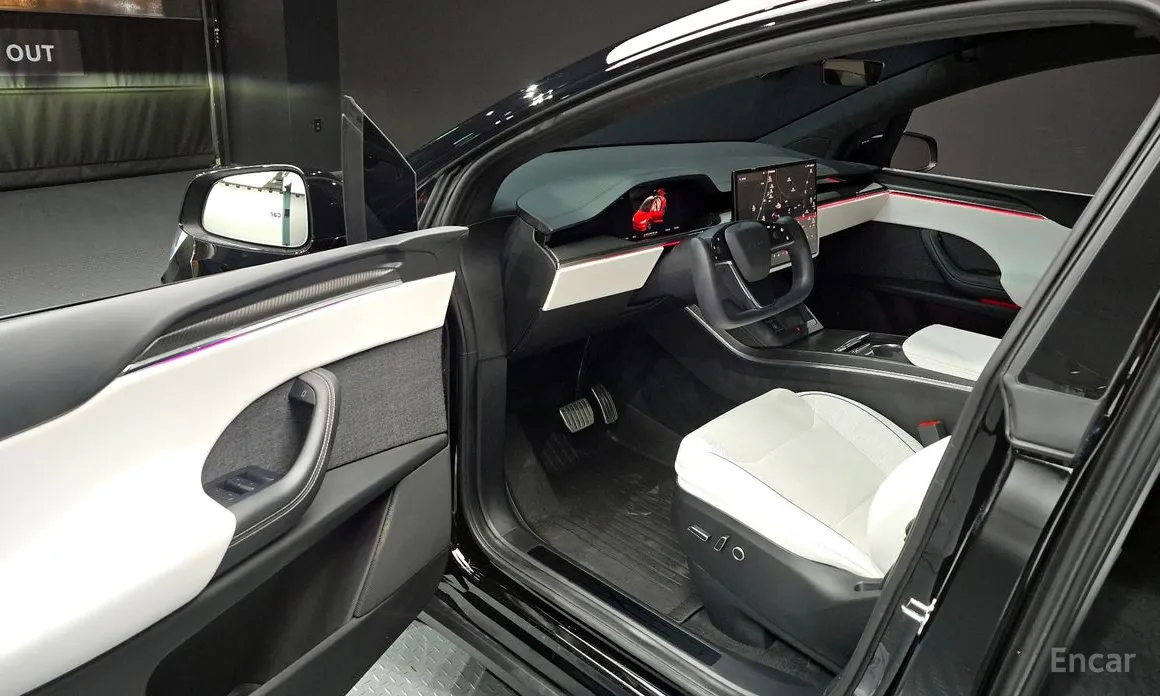Photo 10 - Tesla Model X