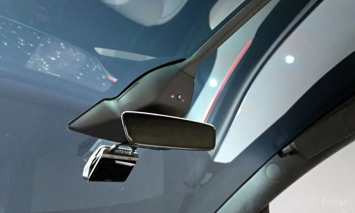 Photo 19 - Tesla Model X