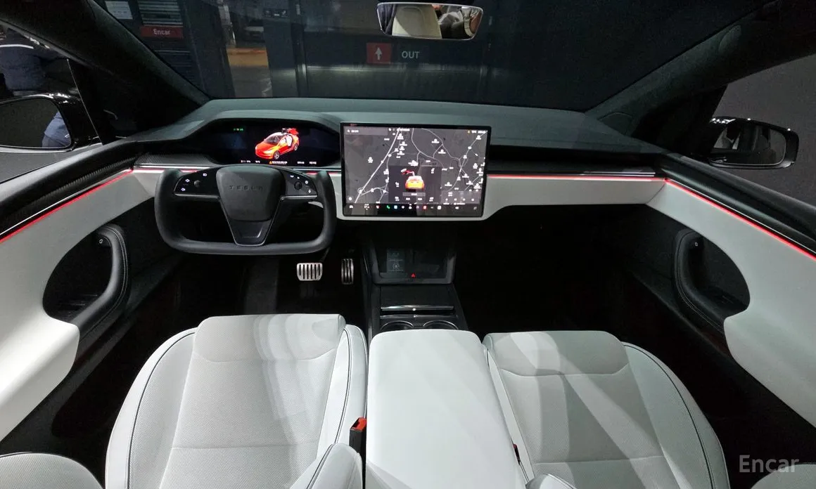 Photo 7 - Tesla Model X