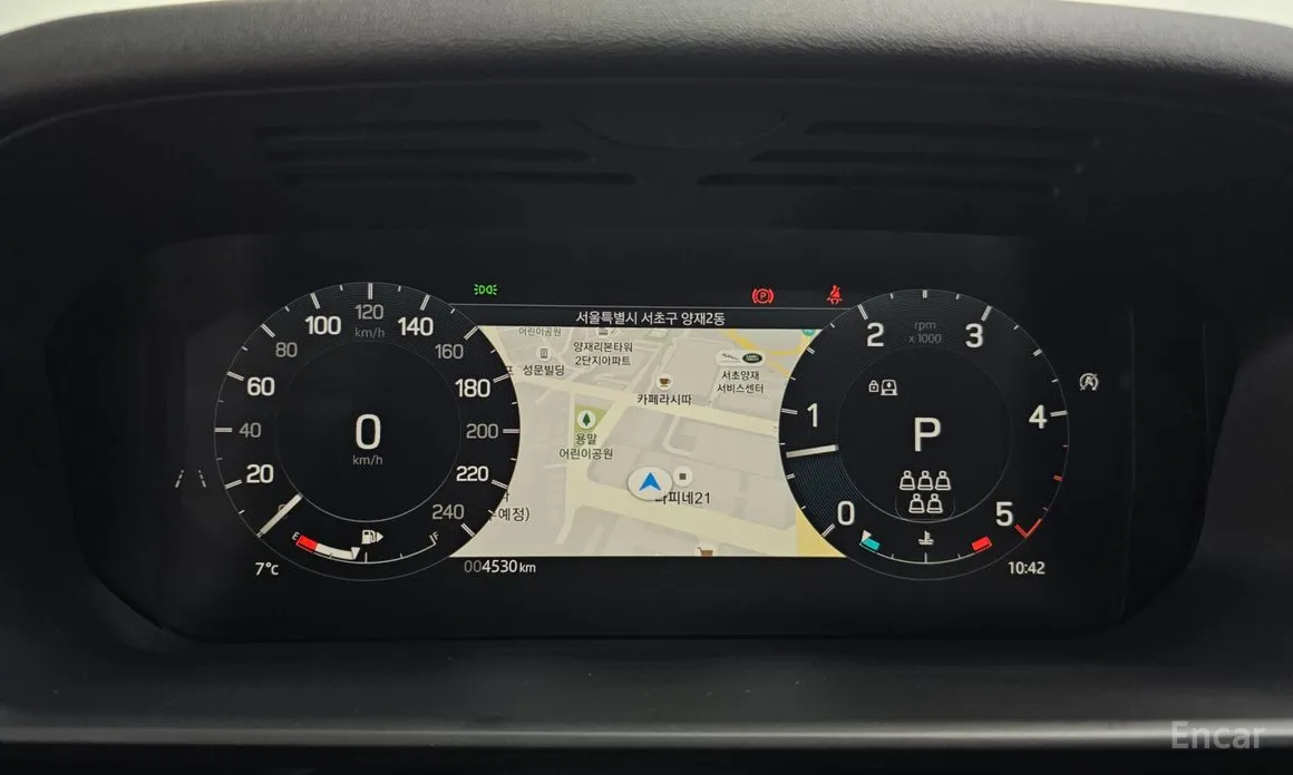 Фото 12 - Land Rover Discovery