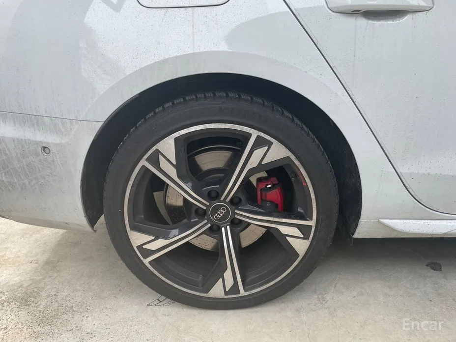 Фото 10 - Audi S4