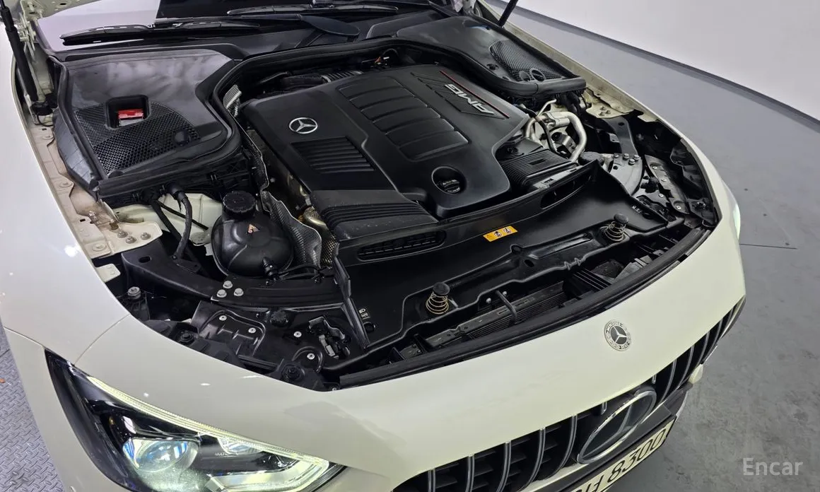 Фото 6 - Mercedes-Benz AMG GT