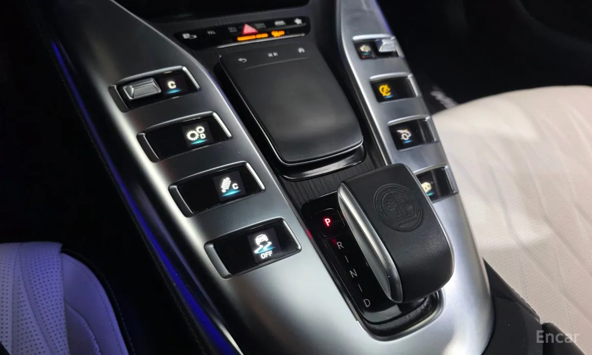 Фото 9 - Mercedes-Benz AMG GT