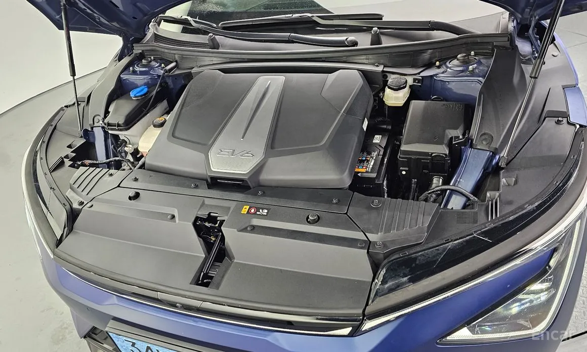 Фото 6 - Kia EV6