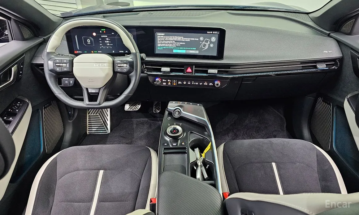 Фото 7 - Kia EV6