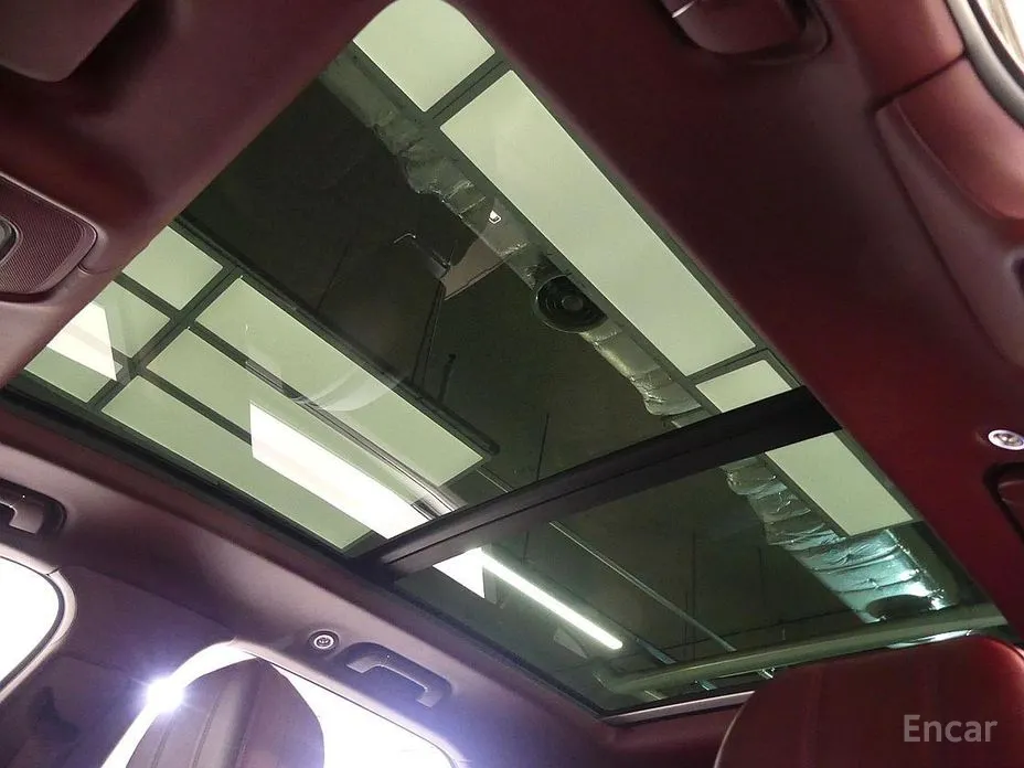 Фото 9 - Bentley Bentayga