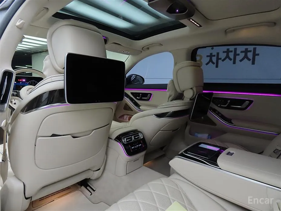 Фото 12 - Mercedes-Benz S-Class