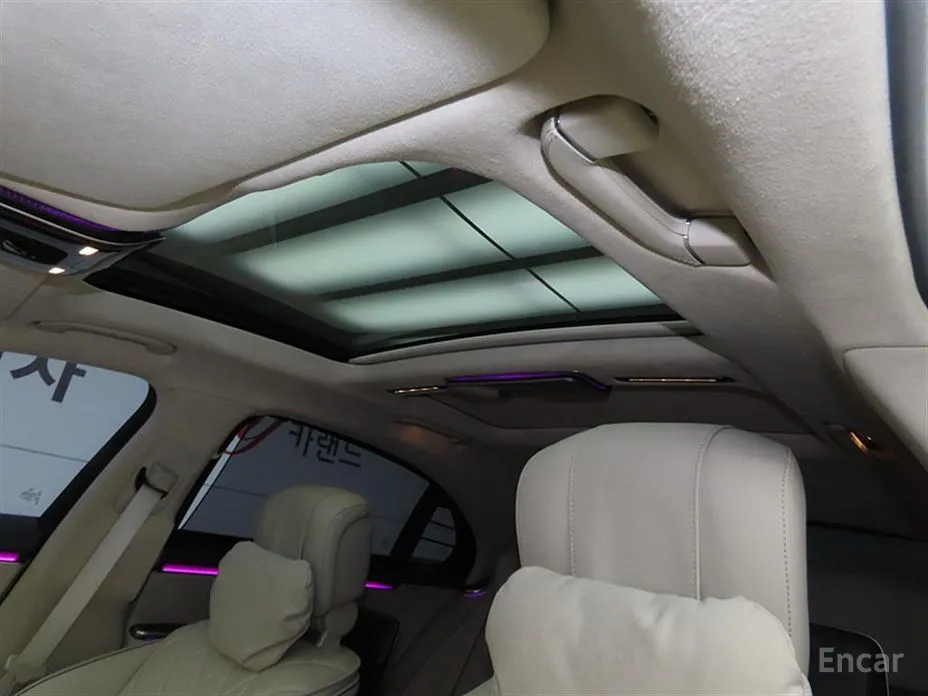 Фото 17 - Mercedes-Benz S-Class