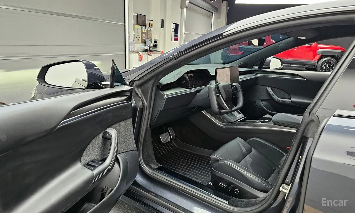 Фото 10 - Tesla Model S