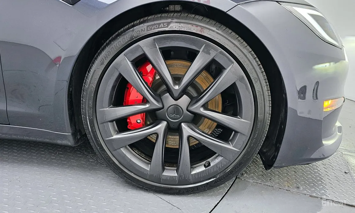 Фото 5 - Tesla Model S