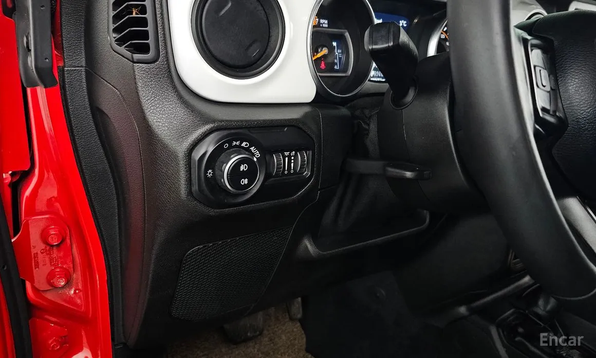 Фото 19 - Jeep Wrangler