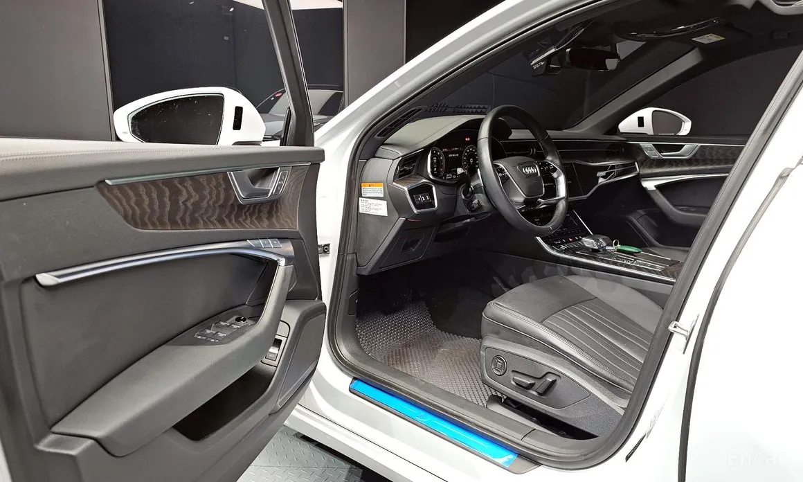 Audi A6 2019 45 TFSI Quattro Premium
