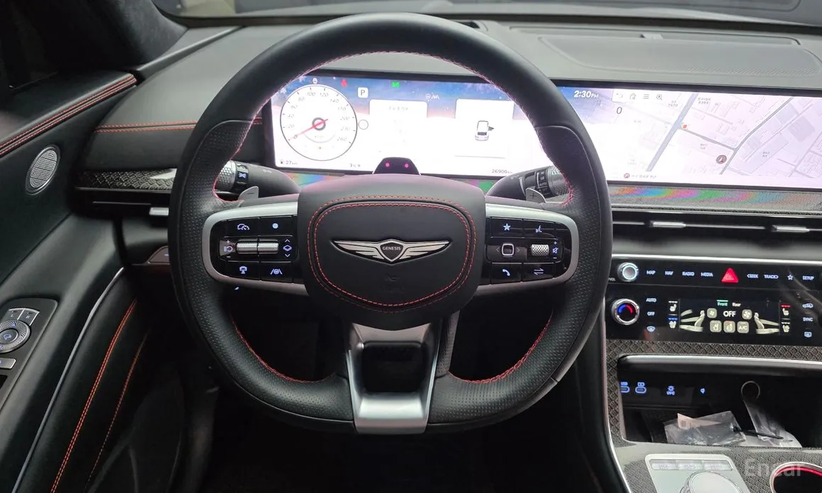 Фото 13 - Genesis GV80