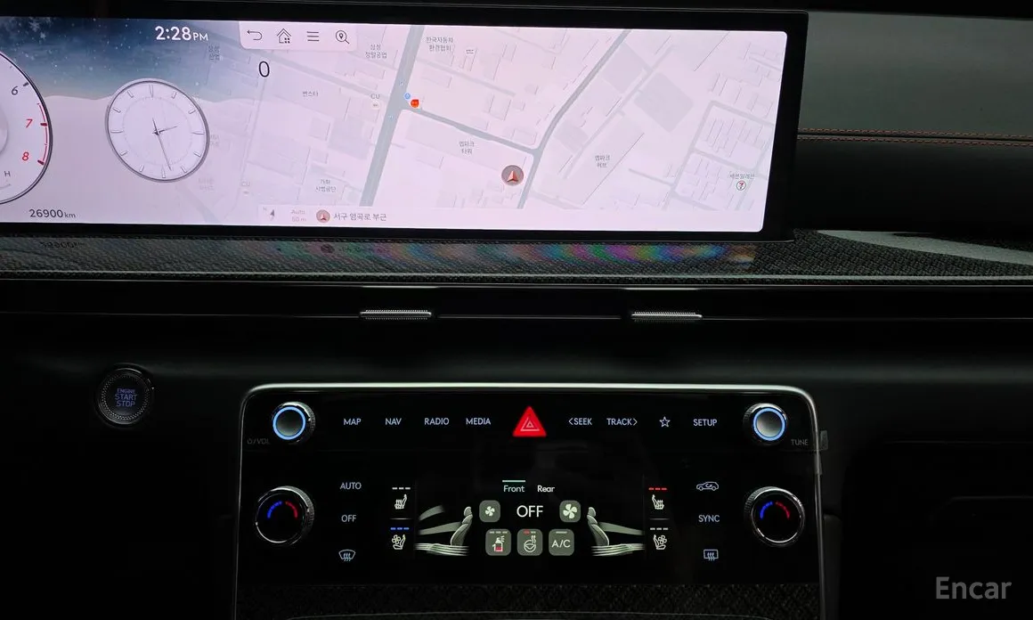 Фото 14 - Genesis GV80