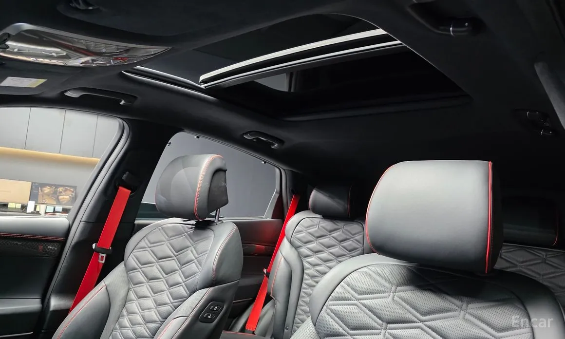 Фото 18 - Genesis GV80