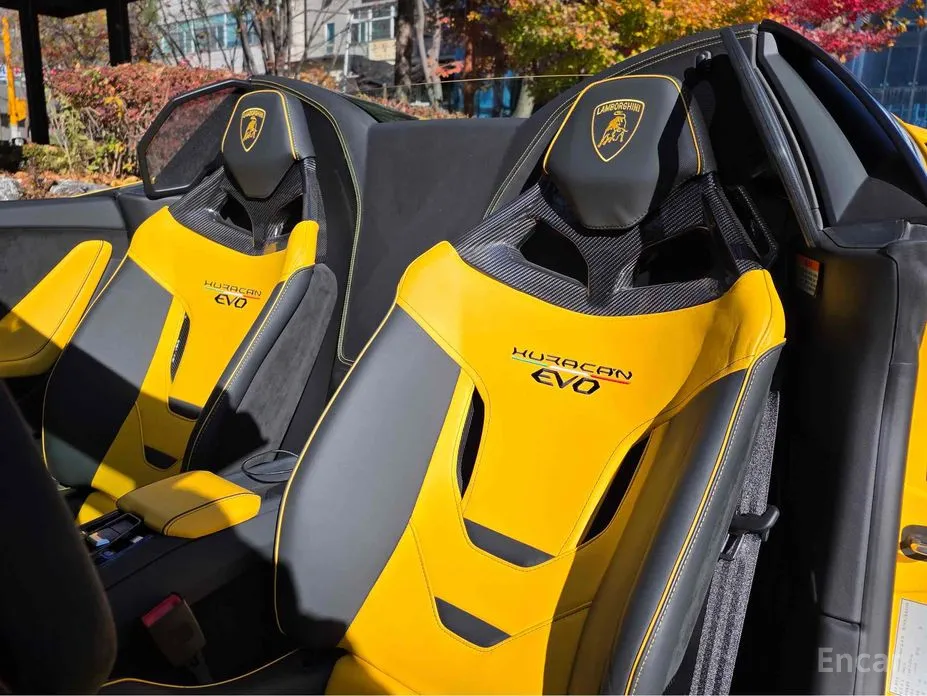 Фото 16 - Lamborghini Huracan