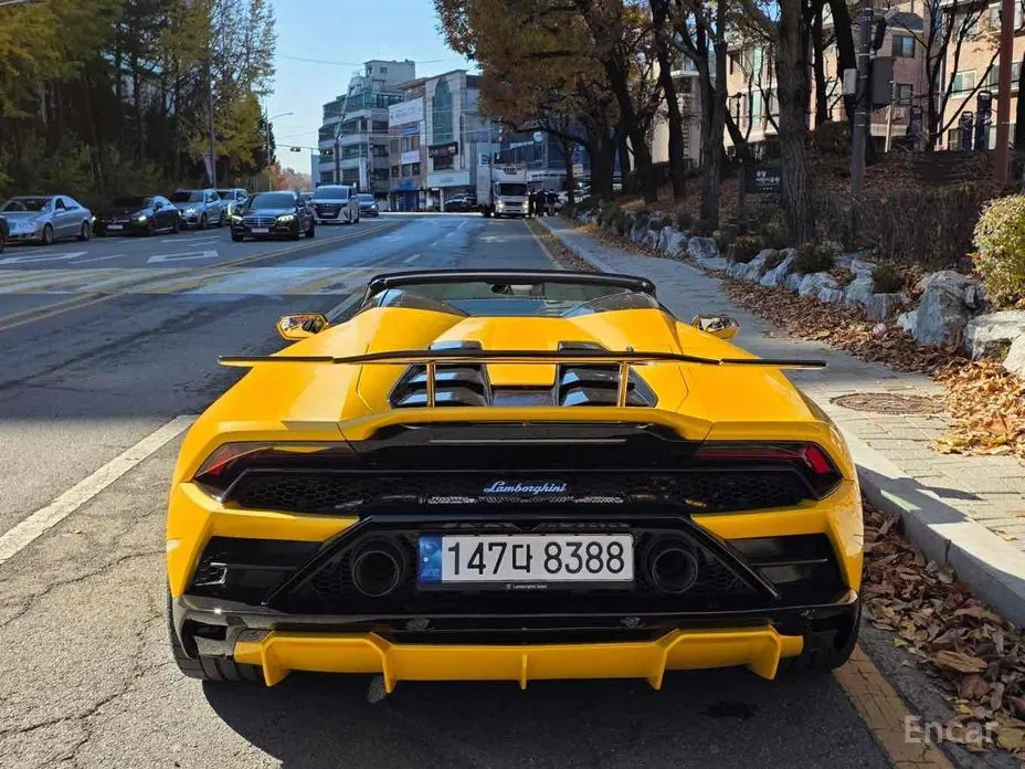 Фото 7 - Lamborghini Huracan