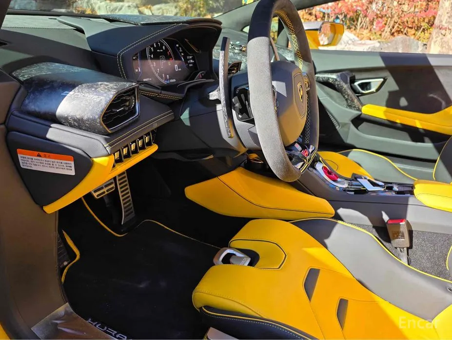 Фото 9 - Lamborghini Huracan