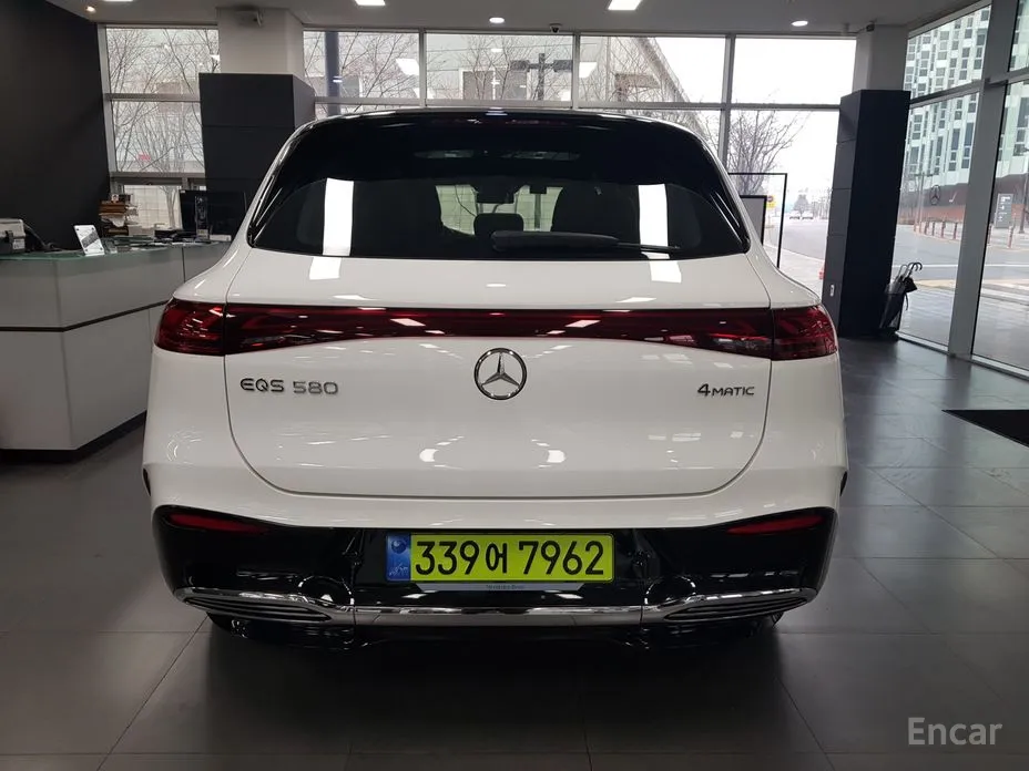 Фото 4 - Mercedes-Benz EQS