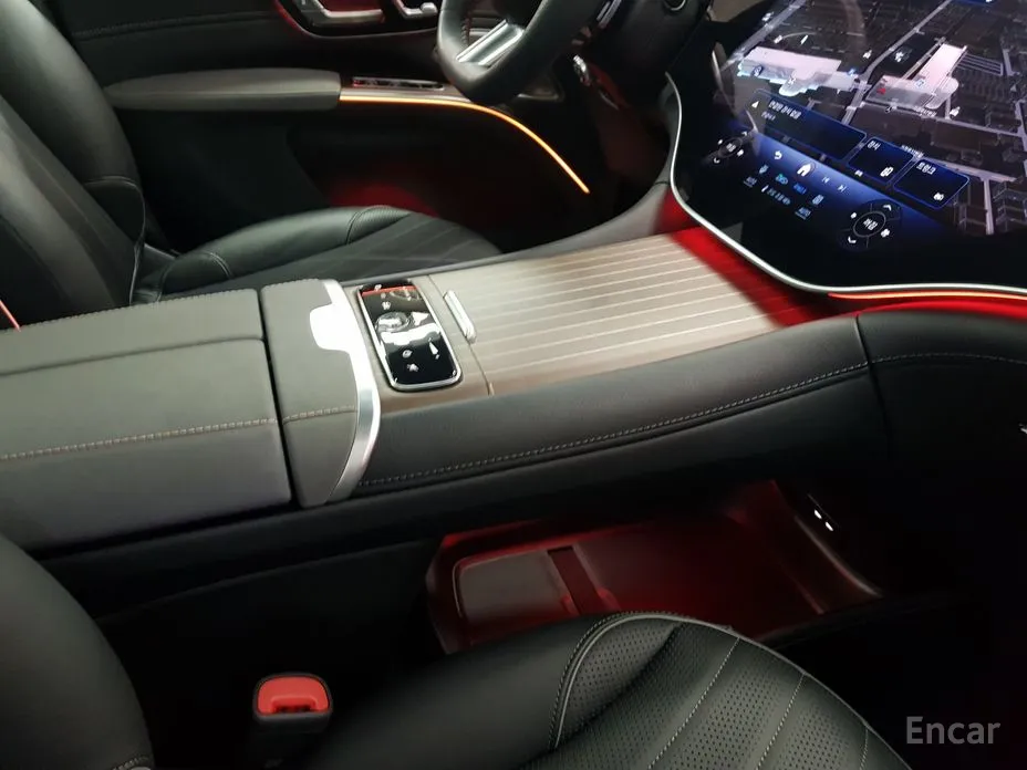 Фото 9 - Mercedes-Benz EQS