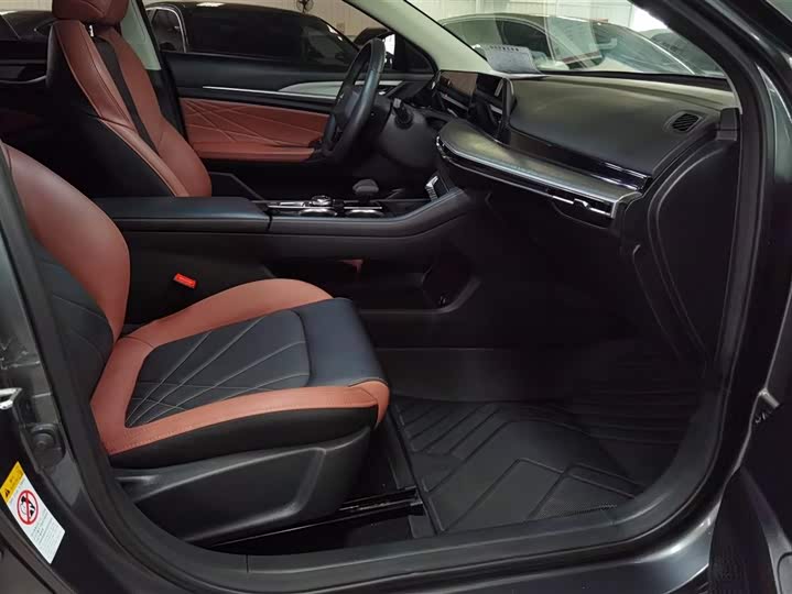 Photo 8 - Changan Eado Plus