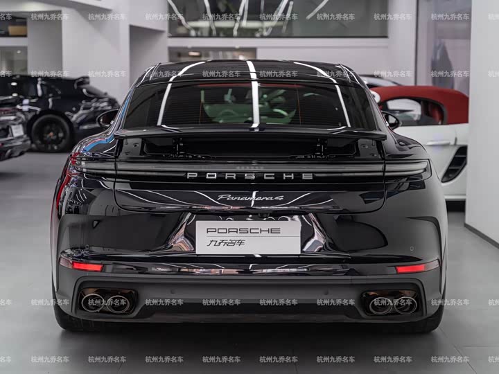 Фото 6 - Porsche Panamera