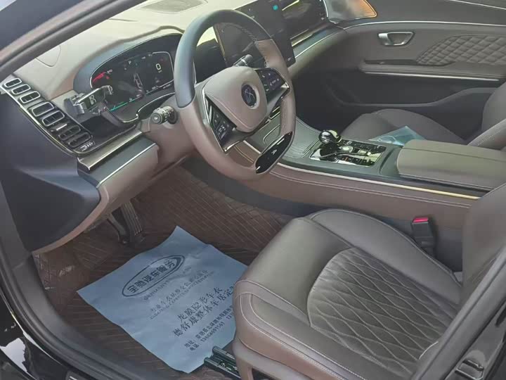 Фото 4 - BYD Han