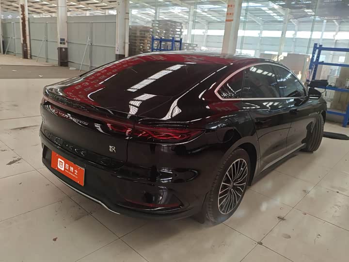 Фото 8 - BYD Han