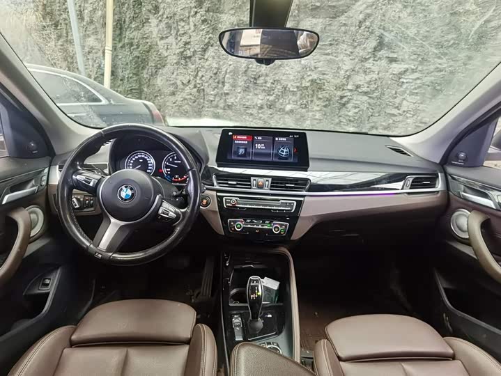 Фото 3 - BMW X1