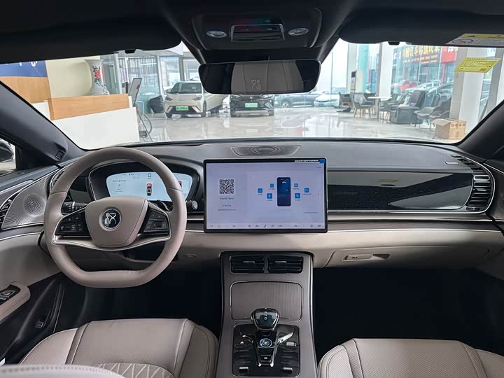 Фото 6 - BYD Han