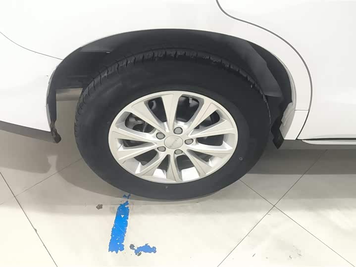 Фото 6 - Haval M6