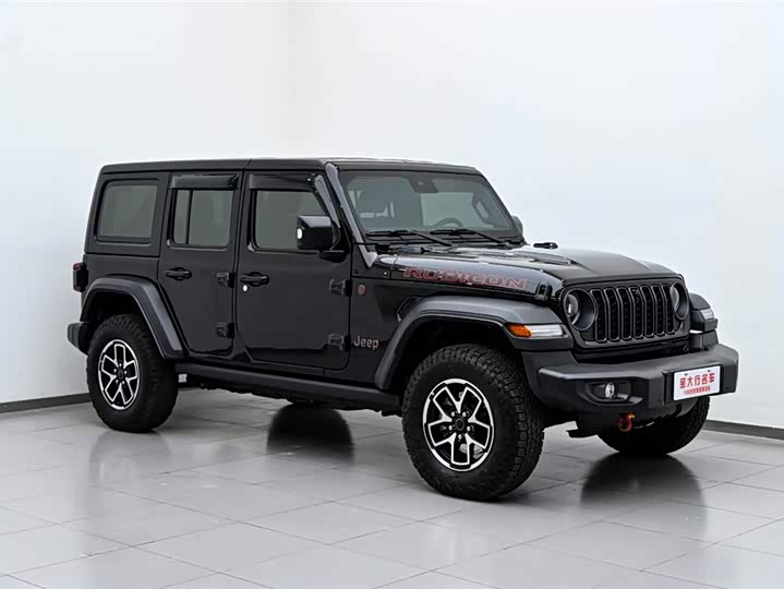 Фото 4 - Jeep Wrangler