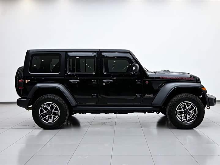Фото 6 - Jeep Wrangler