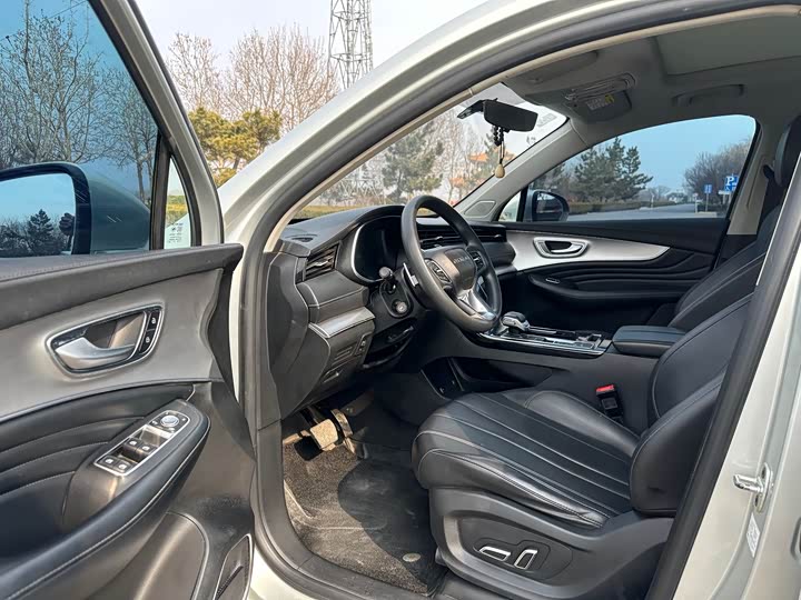 Фото 9 - Roewe RX5 Max