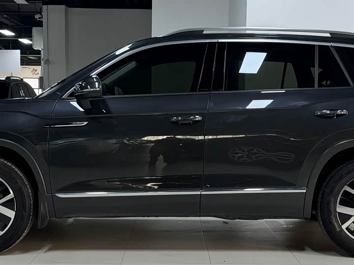 Фото 8 - Volkswagen Tayron