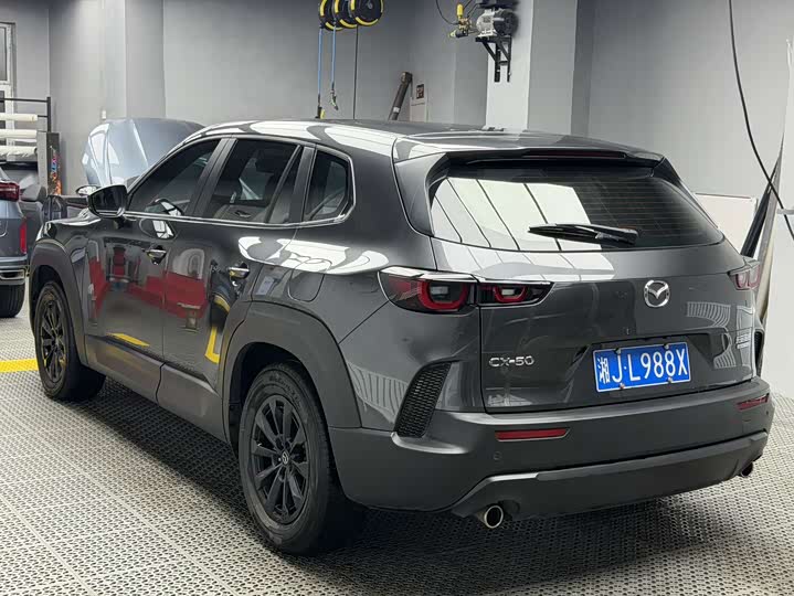 Фото 4 - Mazda CX-50