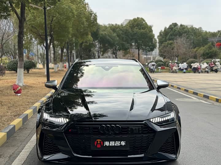 Фото 2 - Audi RS 6