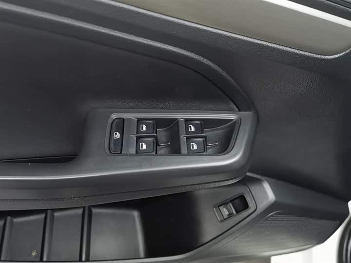 Фото 9 - Volkswagen Lavida