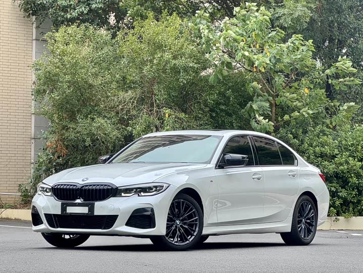 Фото 1 - BMW 3 Series