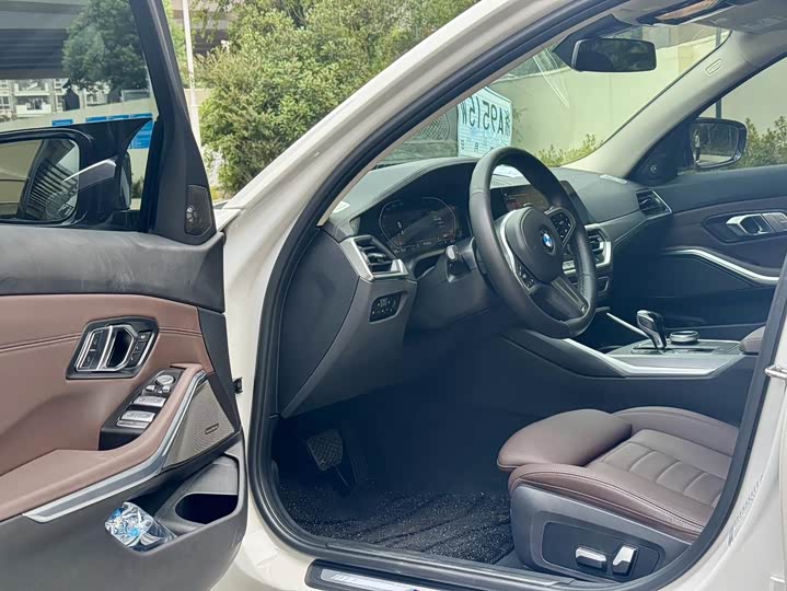 Фото 5 - BMW 3 Series