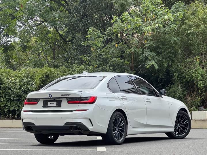 Фото 8 - BMW 3 Series