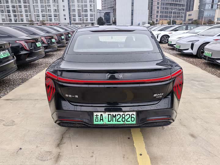 Фото 5 - Hongqi EH7